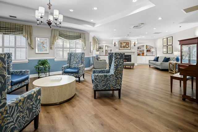 Laurels-and-the-Haven-Highland-Creek-001