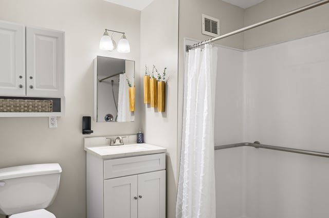 Laurels-and-the-Haven-Highland-Creek-018