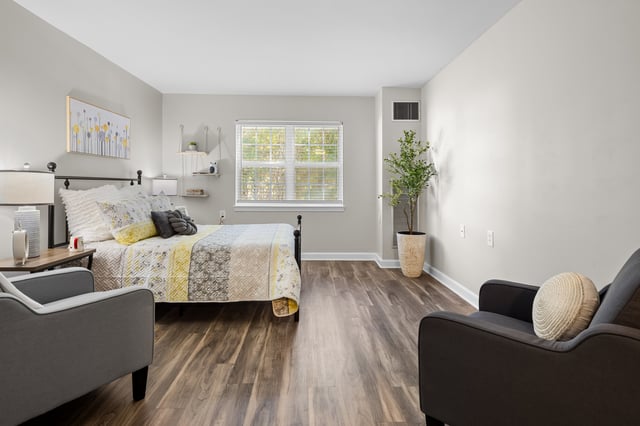 Laurels-and-the-Haven-Highland-Creek-020