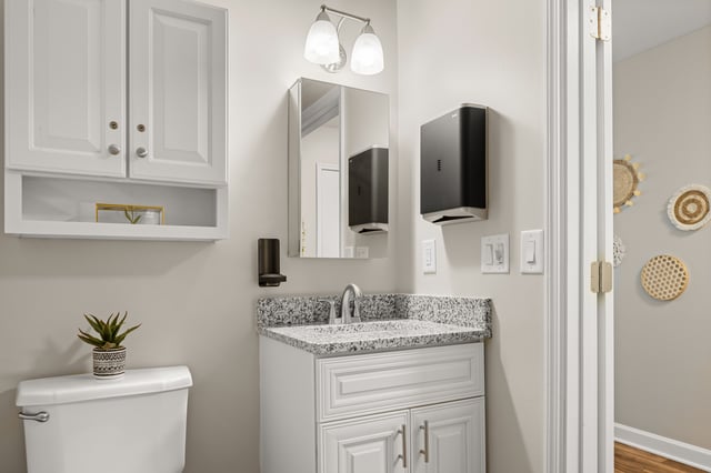 Laurels-and-the-Haven-Highland-Creek-022