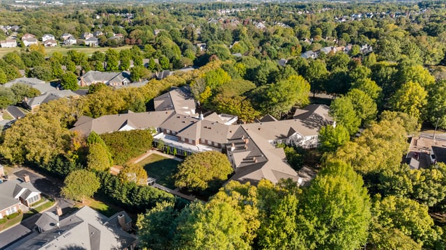 Laurels-and-the-Haven-Highland-Creek-053